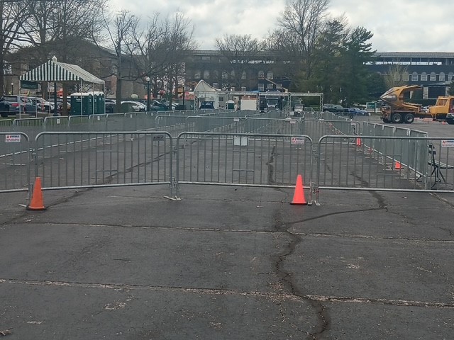 Kenneland Barricades 3