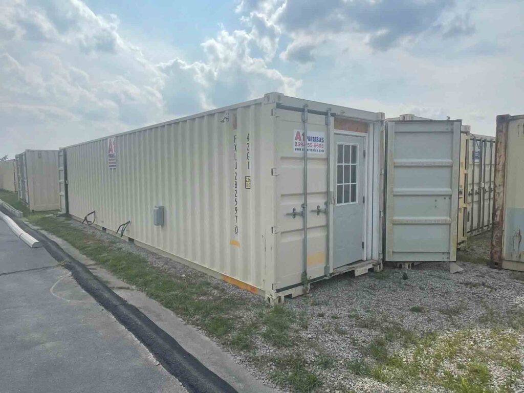 portable storage Illinois jobsite